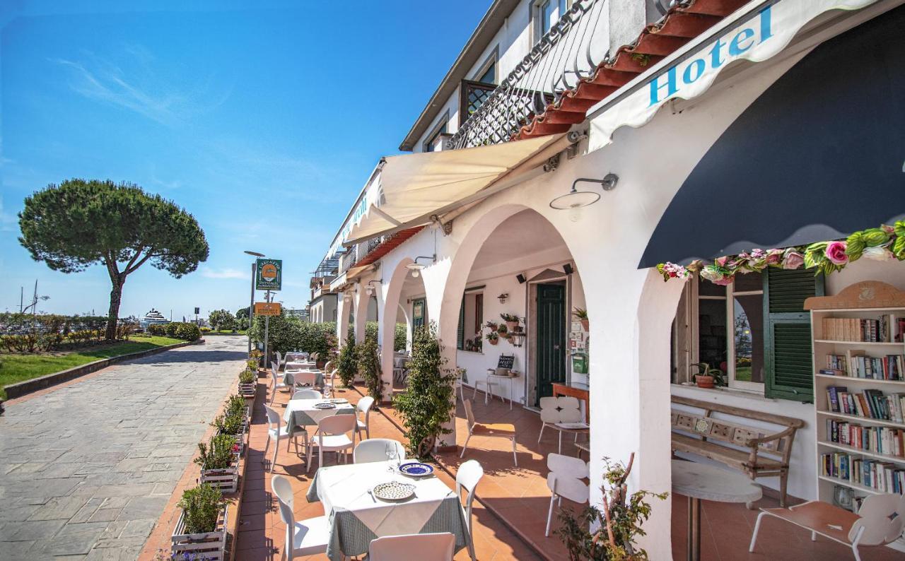 Hotel Sette Archi Bocca di Magra Exterior photo